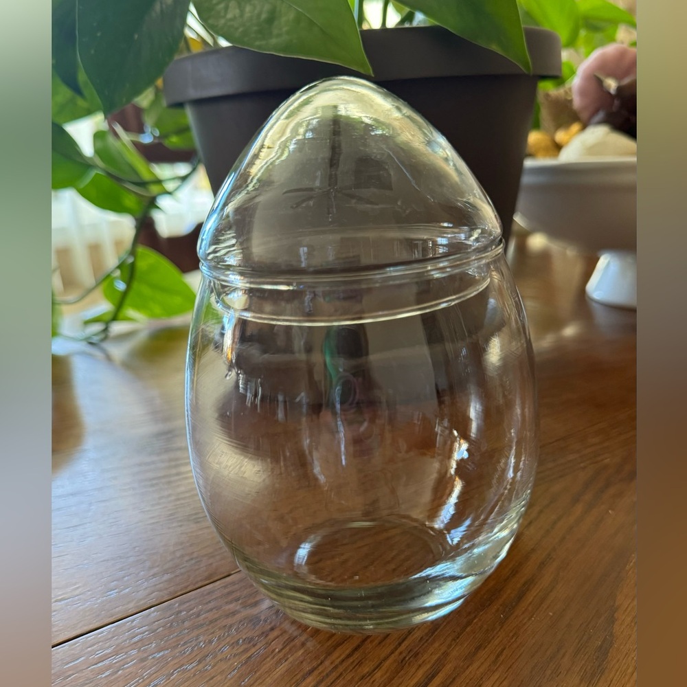Vintage Libbey glass egg